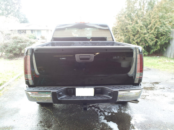 Spyder GMC Sierra 07-13 (Not 3500 Dually 4 Rear Wheels)LED Tail Lights Red Clear ALT-YD-GS07-LED-RC - Bull Strap