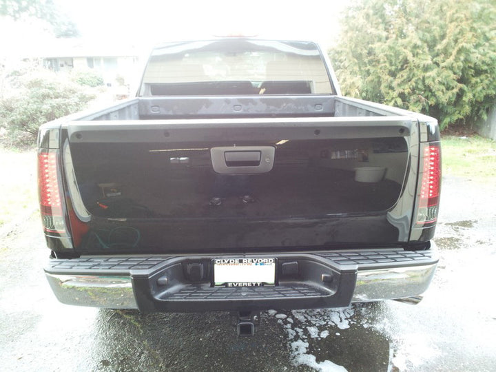 Spyder GMC Sierra 07-13 (Not 3500 Dually 4 Rear Wheels)LED Tail Lights Red Clear ALT-YD-GS07-LED-RC - Bull Strap