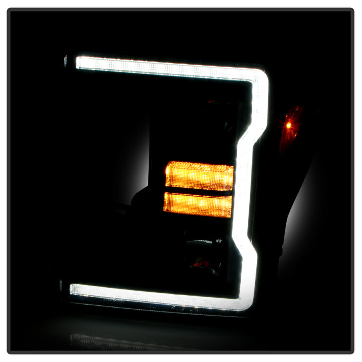 Spyder Signature 20-22 Ford F250/F350 (Halogen) Proj. Headlights - Black (PRO-YD-FS20HALSI-SEQ-BK) - Bull Strap