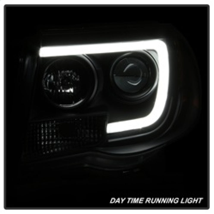 Spyder Toyota Tacoma 05-11 Projector Headlights - Light Bar DRL - Black PRO-YD-TT05V2-LB-BK - Bull Strap