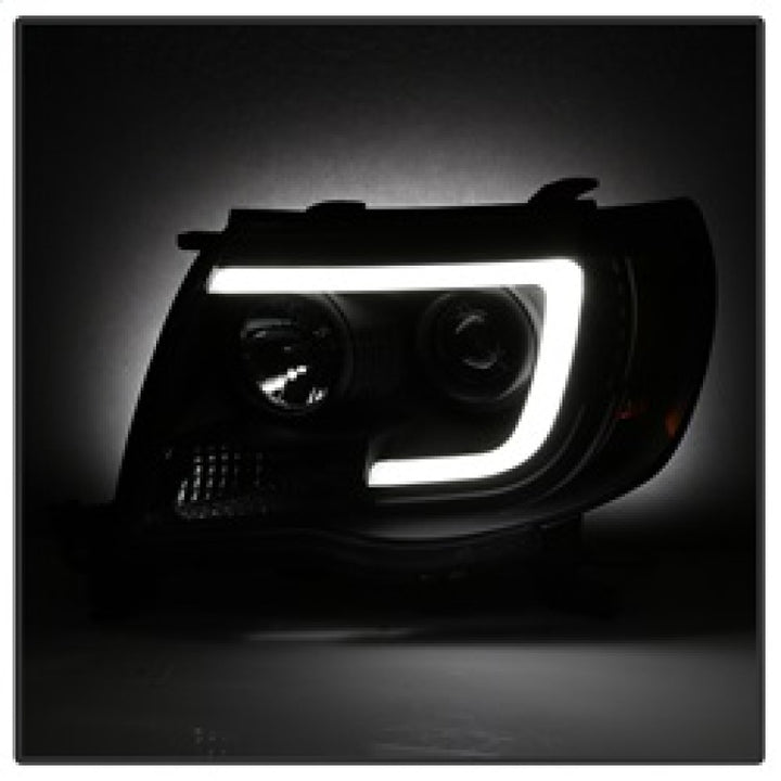 Spyder Toyota Tacoma 05-11 Projector Headlights - Light Bar DRL - Black PRO-YD-TT05V2-LB-BK - Bull Strap