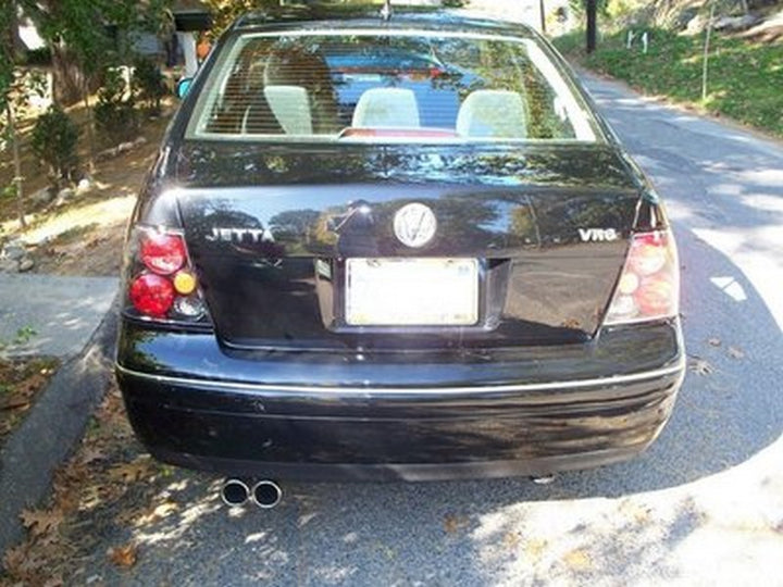 Spyder Volkswagen Jetta 99-04 Euro Style Tail Lights Black ALT-YD-VJ99-BK - Bull Strap