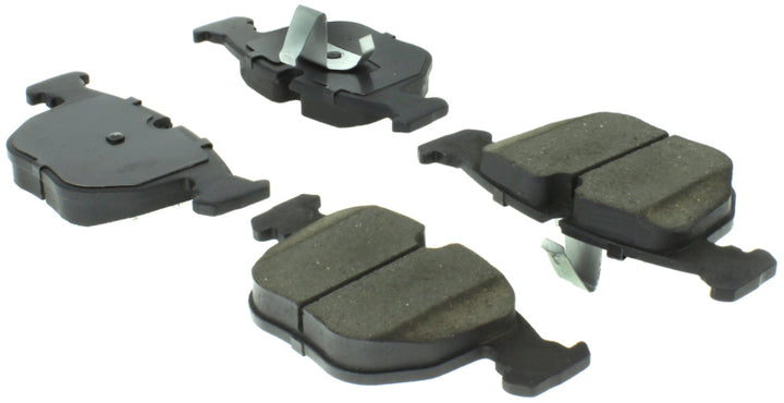 StopTech Performance 00-04 BMW M5 E39 / 00-06 X5 / 03-05 Range Rover HSE Front Brake Pads - Bull Strap