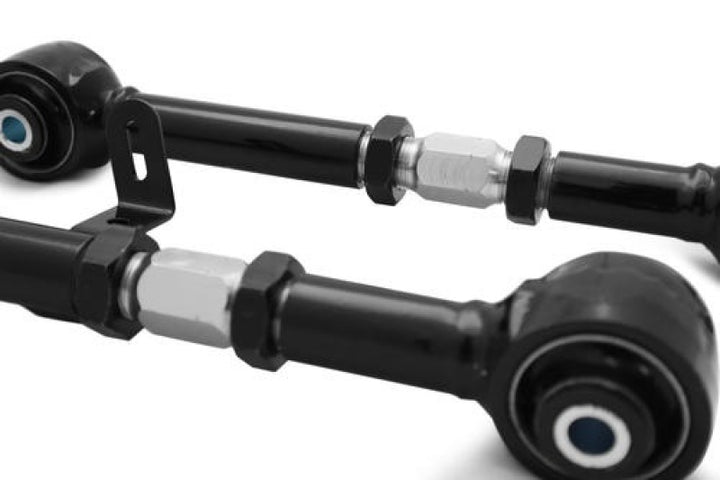SuperPro 08-21 Toyota Land Cruiser 200 Series HD Adj. Rear Upper Trailing Arm Set - Bull Strap