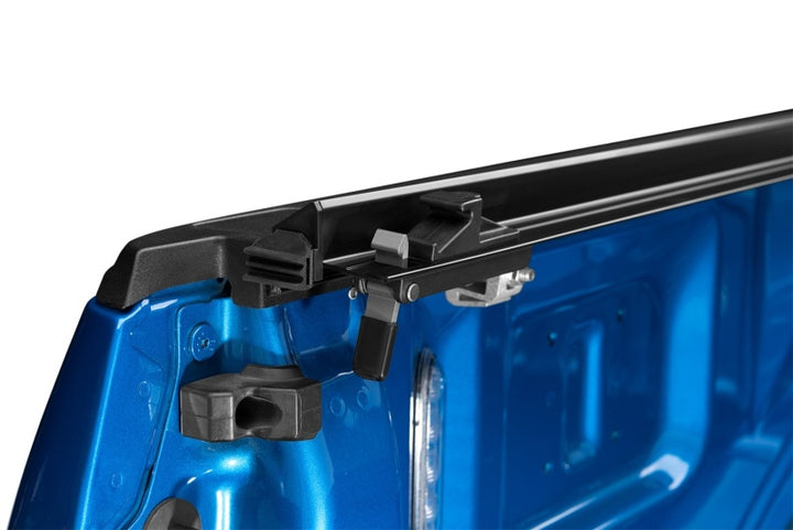 Tonno Pro 09-19 Ford F-150 5.5ft Styleside Lo-Roll Tonneau Cover - Bull Strap