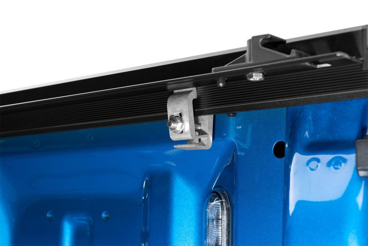 Tonno Pro 09-19 Ford F-150 5.5ft Styleside Lo-Roll Tonneau Cover - Bull Strap