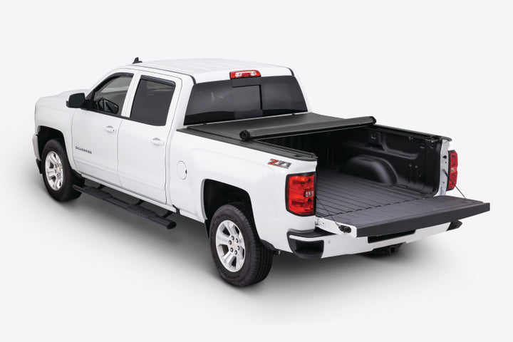 Tonno Pro 88-99 Chevy C1500 6.6ft Fleetside Lo-Roll Tonneau Cover - Bull Strap