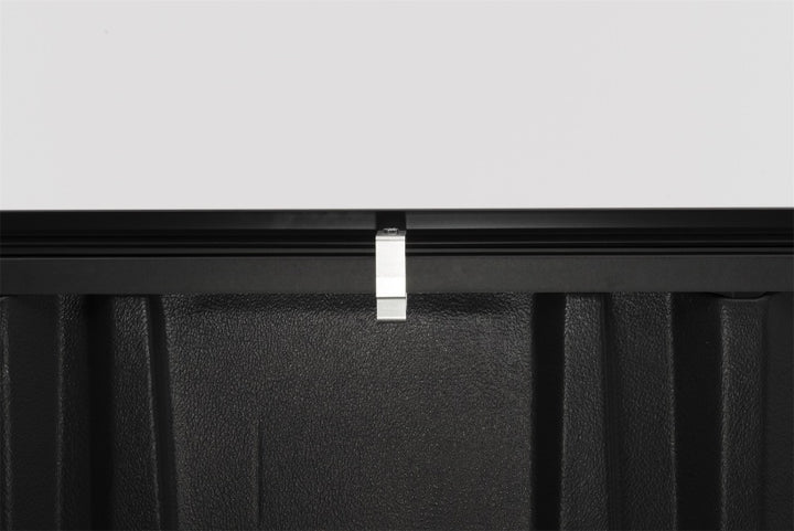 Truxedo 09-14 Ford F-150 5ft 6in TruXport Bed Cover - Bull Strap