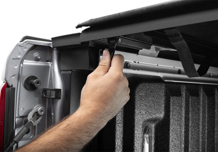 Truxedo 12-18 Ram 1500 w/RamBox & 19-20 Ram 1500 Classic w/RamBox 6ft 4in Lo Pro Bed Cover - Bull Strap