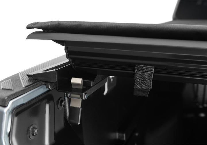 Truxedo 16-20 Toyota Tacoma 5ft Pro X15 Bed Cover - Bull Strap
