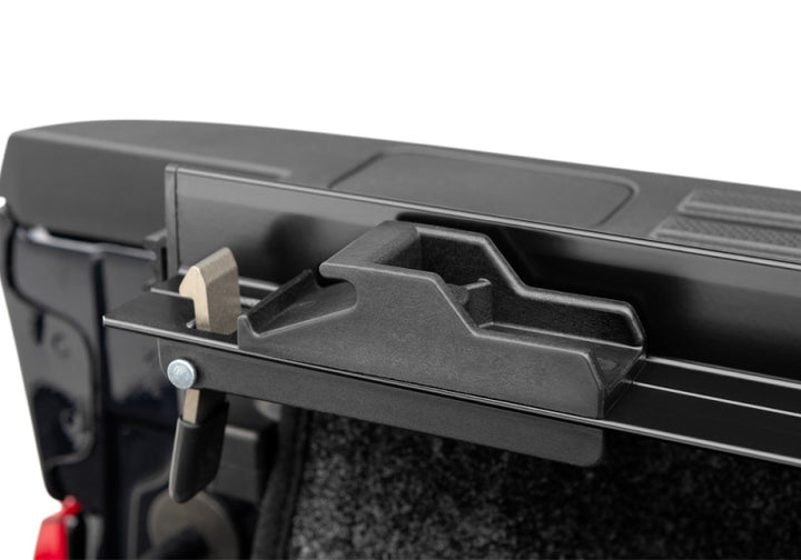 Truxedo 17-19 Ford F-250/F-350/F-450 Super Duty 6ft 6in Lo Pro Bed Cover - Bull Strap