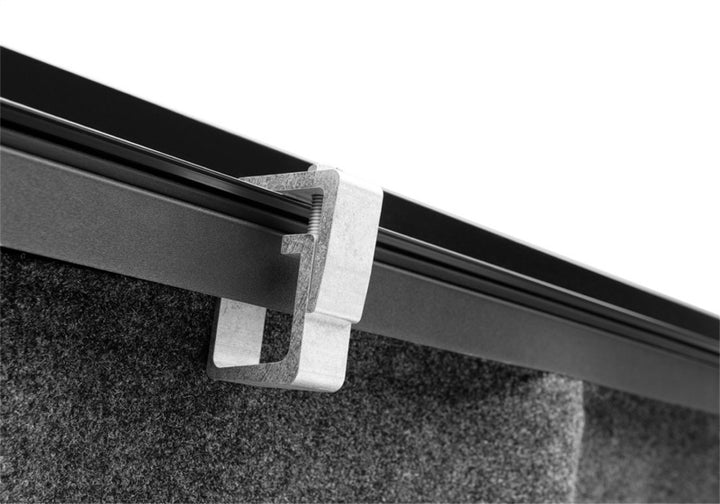 Truxedo 17-20 Ford F-250/F-350/F-450 Super Duty 6ft 6in TruXport Bed Cover - Bull Strap