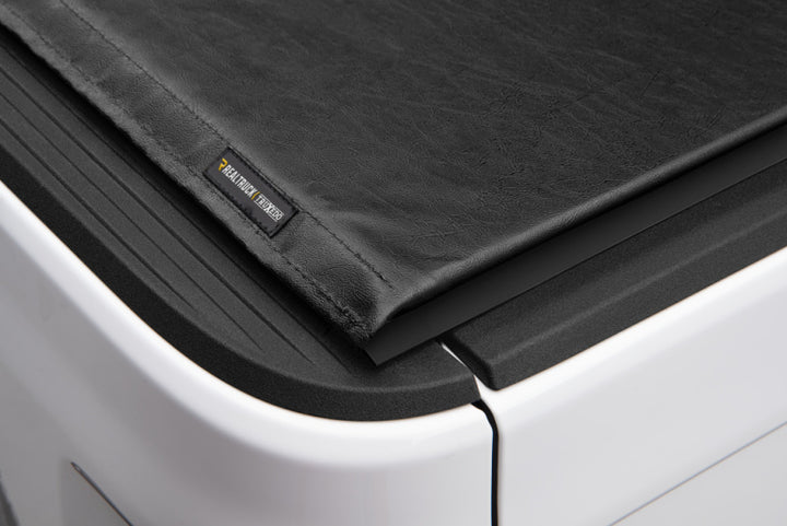 Truxedo 2020 Jeep Gladiator 5ft Lo Pro Bed Cover - Bull Strap
