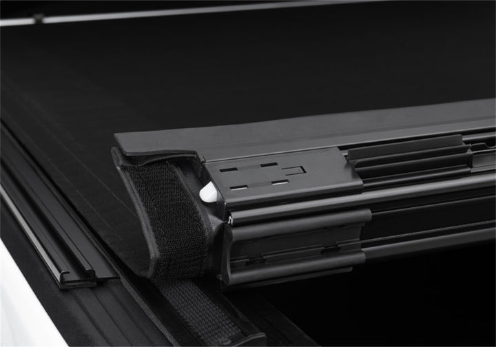 Truxedo 2020 Jeep Gladiator 5ft Sentry CT Bed Cover - Bull Strap