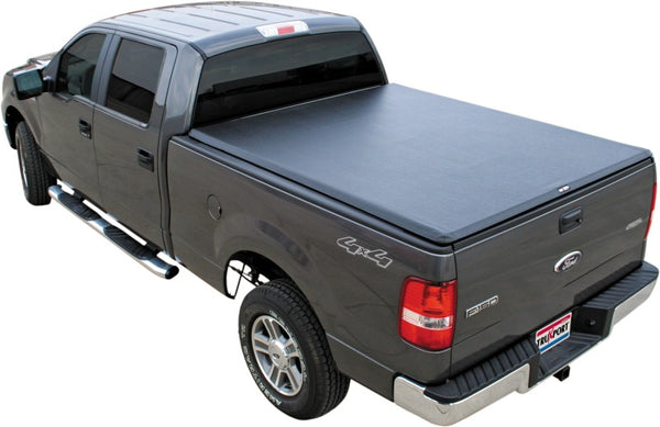 Truxedo 99-07 Ford F-250/F-350/F-450 Super Duty 8ft TruXport Bed Cover - Bull Strap