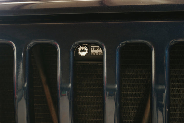 Tuffy Hood Lock Jeep Wrangler Tj & Lj Black01 - Bull Strap