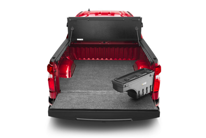 UnderCover 07-18 Chevy Silverado 1500 (19 Legacy) Passengers Side Swing Case - Black Smooth - Bull Strap