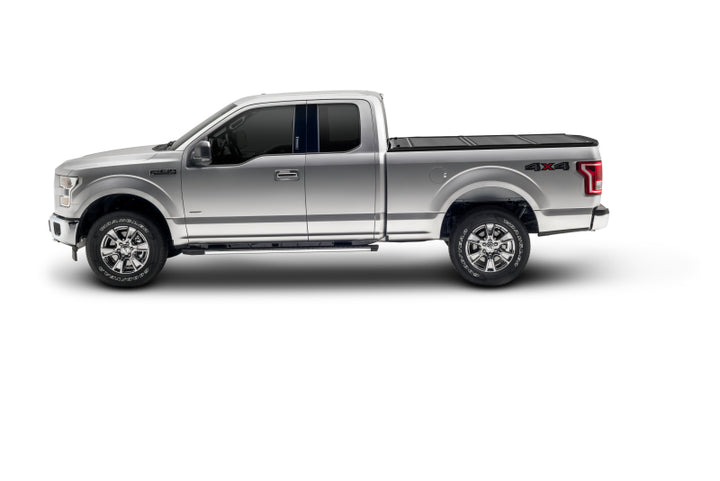 UnderCover 15-20 Ford F-150 5.5ft Ultra Flex Bed Cover - Matte Black Finish - Bull Strap