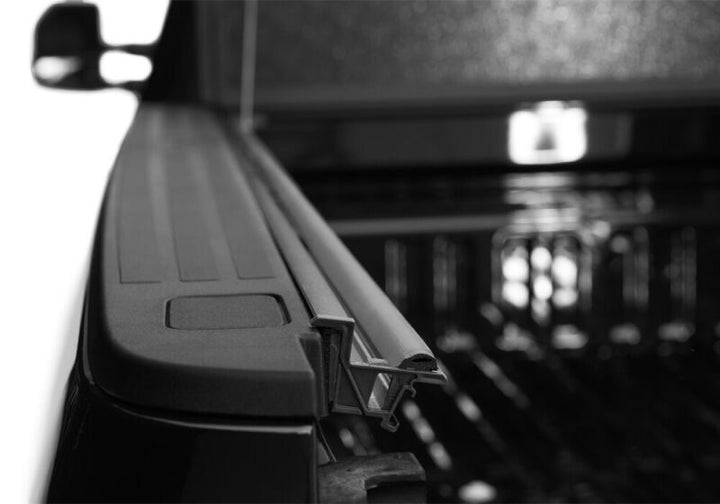 UnderCover 17-20 Ford F-250/F-350 6.8ft Armor Flex Bed Cover - Black Textured - Bull Strap