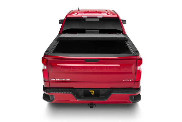 UnderCover 19-20 Chevy Silverado 1500 5.8ft Ultra Flex Bed Cover - Matte Black Finish - Bull Strap