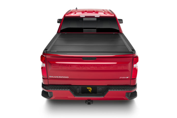 UnderCover 19-20 Chevy Silverado 1500 5.8ft Ultra Flex Bed Cover - Matte Black Finish - Bull Strap