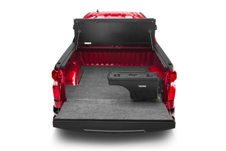 UnderCover 19-20 Chevy Silverado 1500 Passengers Side Swing Case - Black Smooth - Bull Strap