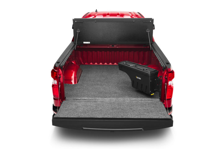 UnderCover 19-20 Chevy Silverado 1500 Passengers Side Swing Case - Black Smooth - Bull Strap