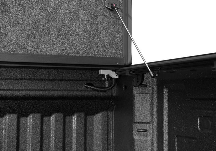 UnderCover 2020 Chevy Silverado 2500/3500 HD 6.9ft Ultra Flex Bed Cover - Bull Strap