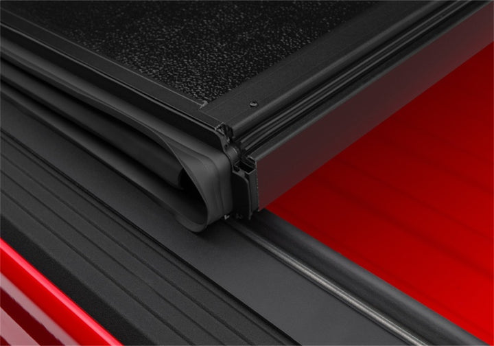 UnderCover 2020 Jeep Gladiator 5ft Flex Bed Cover - Bull Strap
