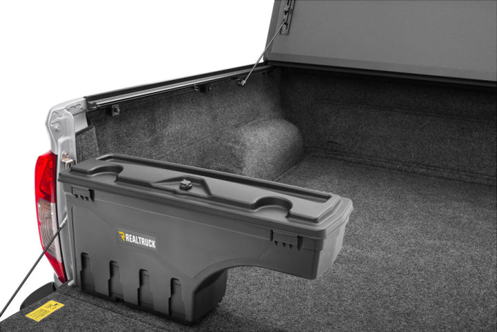 UnderCover 2022 Nissan Frontier Ext/Crew All Beds Drivers Side Swing Case - Black Smooth - Bull Strap
