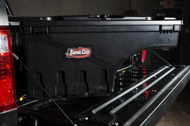 UnderCover 2022 Nissan Frontier Ext/Crew All Beds Drivers Side Swing Case - Black Smooth - Bull Strap