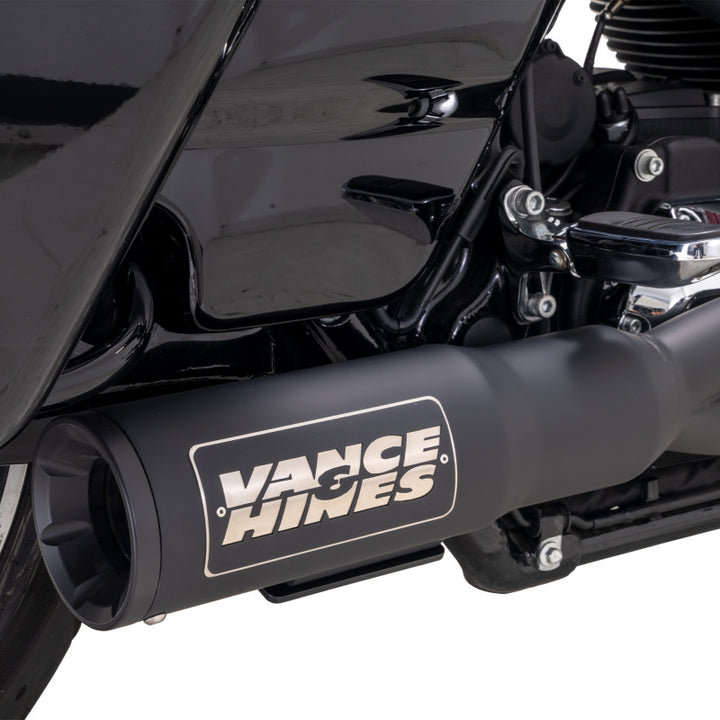 Vance & Hines HD  Touring 17-22 HO 2-1 Black Full System Exhaust - Bull Strap