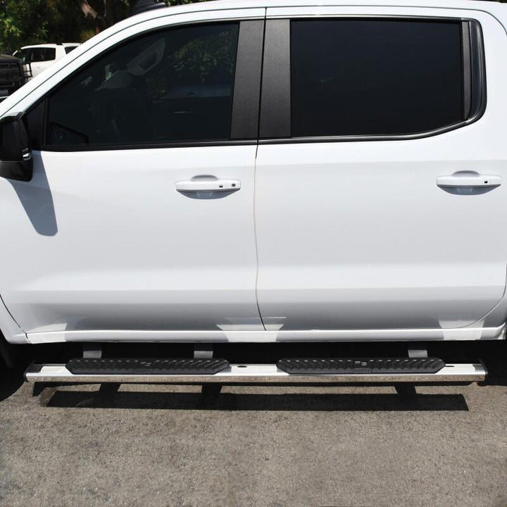 Westin 2019 Chevrolet Silverado/Sierra 1500 Crew Cab R5 Nerf Step Bars - SS - Bull Strap