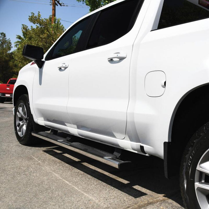 Westin 2019 Chevrolet Silverado/Sierra 1500 Crew Cab R5 Nerf Step Bars - SS - Bull Strap