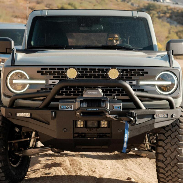 Westin 21-23 Bronco (Excl. Sport) XTS Round Bull Bar - Tex. Blk - Bull Strap