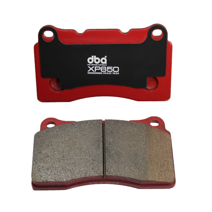 DBA 06-07 Dodge Magnum SRT8 / 06-09 Challenger SRT8 XP650 Front Brake Pads - Bull Strap