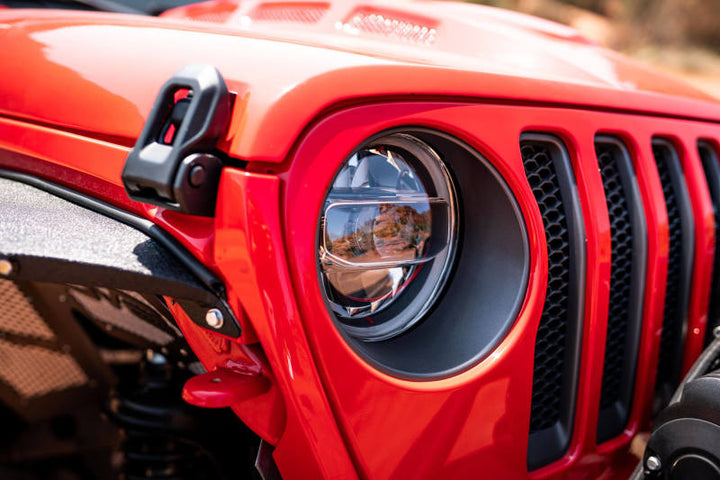 DV8 Offroad 2018+ Jeep Wrangler JL/Gladiator LED Projector Headlights - Bull Strap