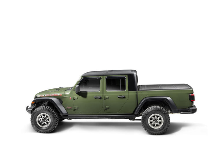 BAK 14-18 GMC Silverado/Sierra 1500 & 15-19 1500/2500/3500 5.9ft. Bed BAKFlip MX4 TS - Bull Strap