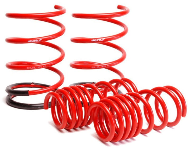 Skunk2 01-05 Honda Civic Lowering Springs (2.25in - 2.00in.) (Set of 4) - Bull Strap