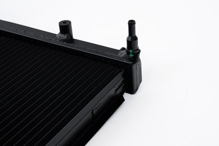CSF 08-15 Subaru Impreza WRX/STI 1-Row 31mm High-Performance Aluminum Radiator - Black - Bull Strap