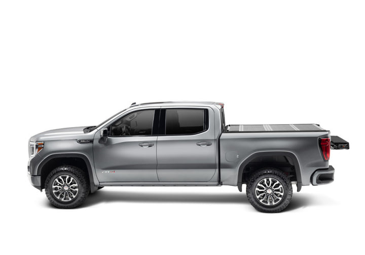 BAK 19-20 Chevy Silverado 5ft 8in Bed (New Body Style) BAKFlip F1 - Bull Strap