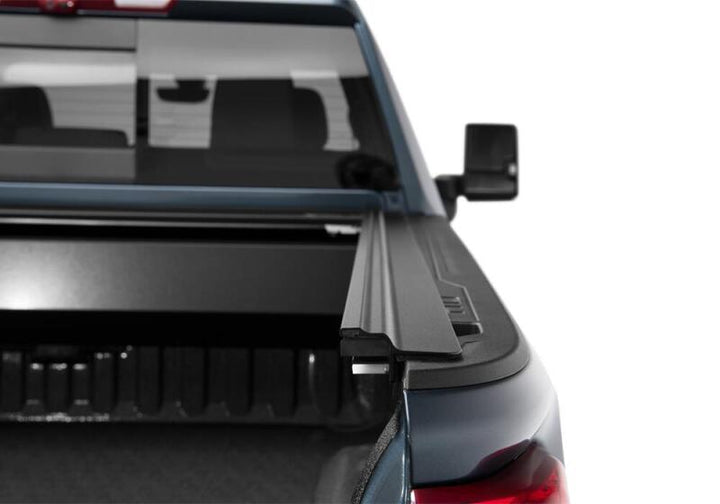 Retrax 2020 Chevrolet / GMC HD 6ft 9in Bed 2500/3500 RetraxPRO MX - Bull Strap