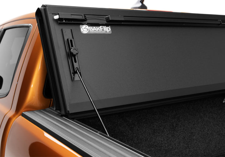 BAK 19-20 Ford Ranger 5ft Bed BAKFlip MX4 Matte Finish - Bull Strap