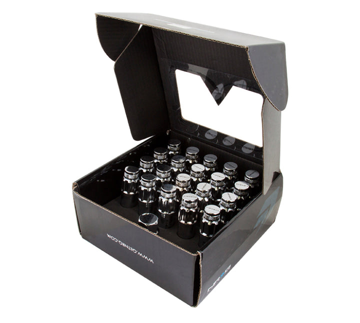 NRG 700 Series M12 X 1.5 Steel Lug Nut w/Dust Cap Cover Set 21 Pc w/Locks & Lock Socket - Silver - Bull Strap