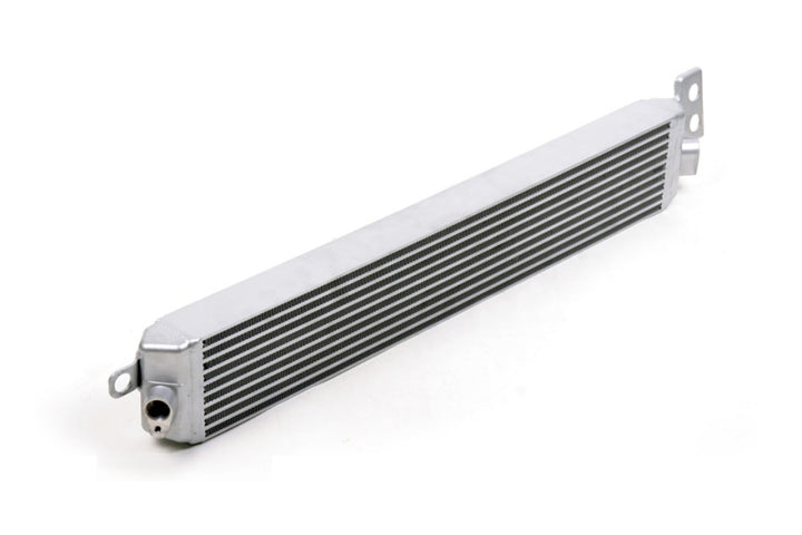 CSF 07-13 BMW M3 (E9X) Race-Spec Oil Cooler - Bull Strap