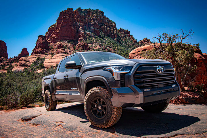 ICON 22+ Toyota Tundra 2.5 EXP Front Coilover Shock - Bull Strap