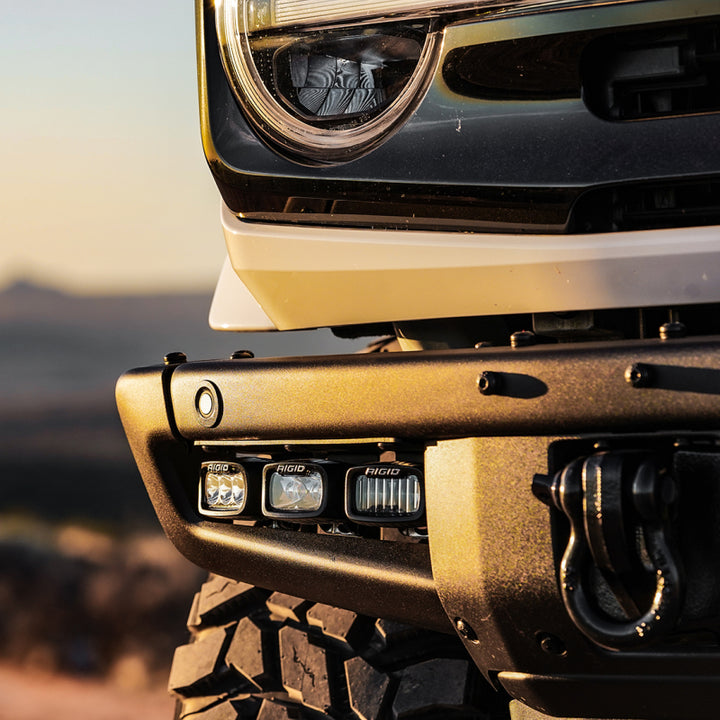 Rigid Industries 2021+ Ford Mod Bumper Triple SR-M Fog Light Kit - Bull Strap