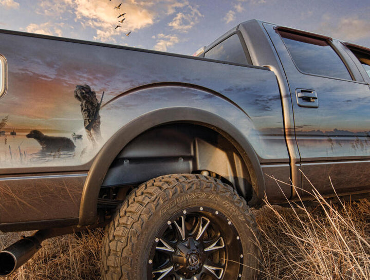 Husky Liners 99-06 Chevrolet Silverado 1500 / 99-04 Silverado 2500 Rear Wheel Well Guards - Black - Bull Strap