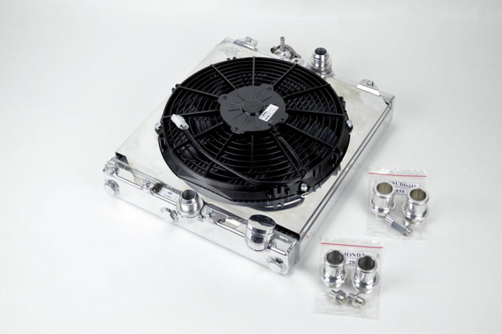 CSF Universal Half Radiator w/-16AN & Slip-On Fittings/12in SPAL Fan & Shroud - Bull Strap
