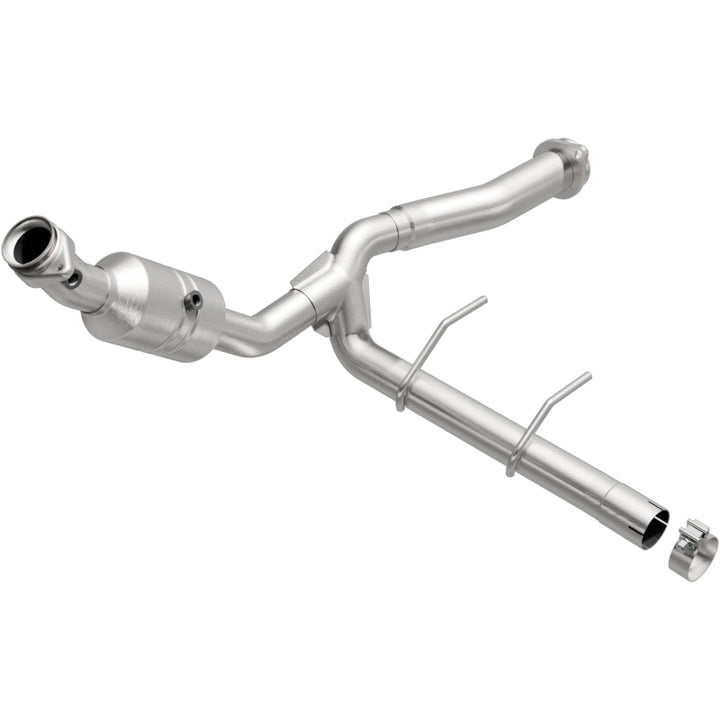 Magnaflow Conv DF 2011-2014 F-150 5.0L Underbody - Bull Strap
